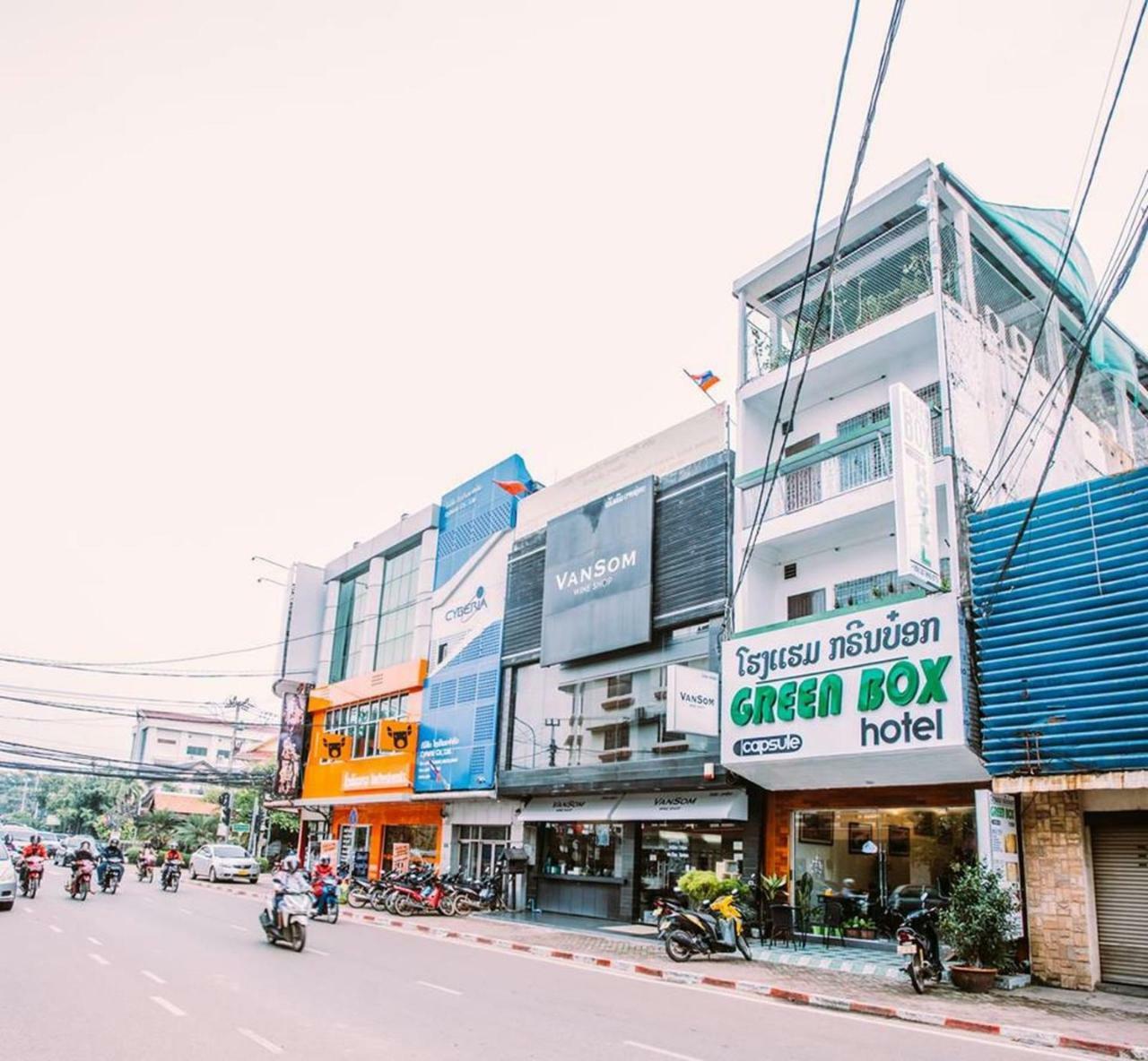 Green Box Capsule Hostel & Hotel Vientiane Exterior photo